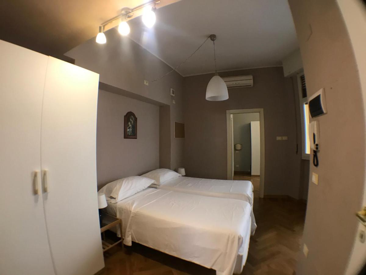 Ponte Vecchio 4 Bedrooms Florence Exterior photo