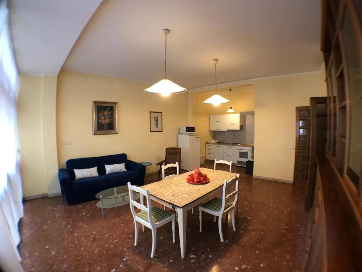 Ponte Vecchio 4 Bedrooms Florence Exterior photo